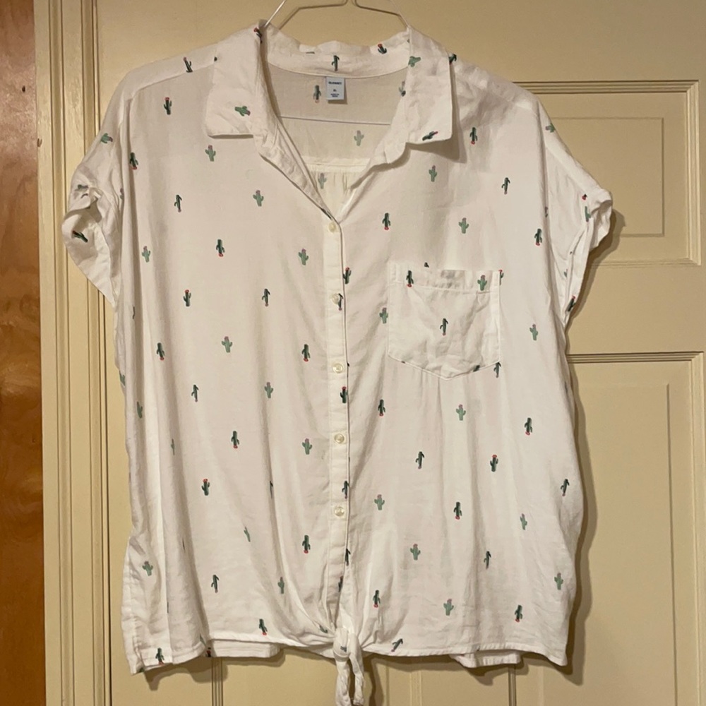 Old Navy Cactus short-sleeved top in size XL